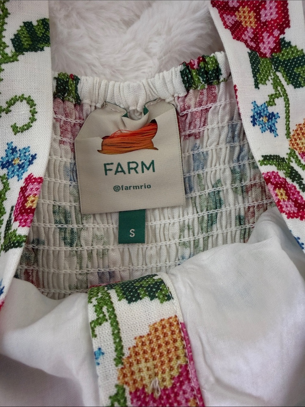 FARM Rio White Floral Embroidered Cotton Romper - Picture 2 of 4